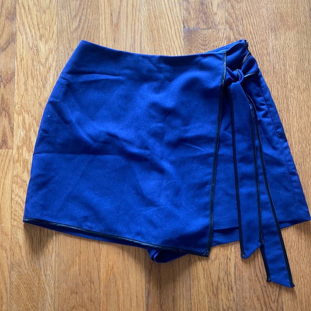 Navy blue skort